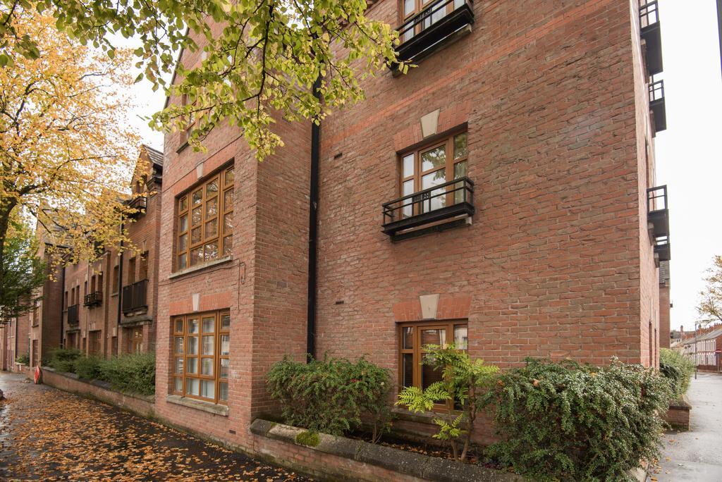 Big Fish Homes - The Cloisters Belfast Eksteriør bilde